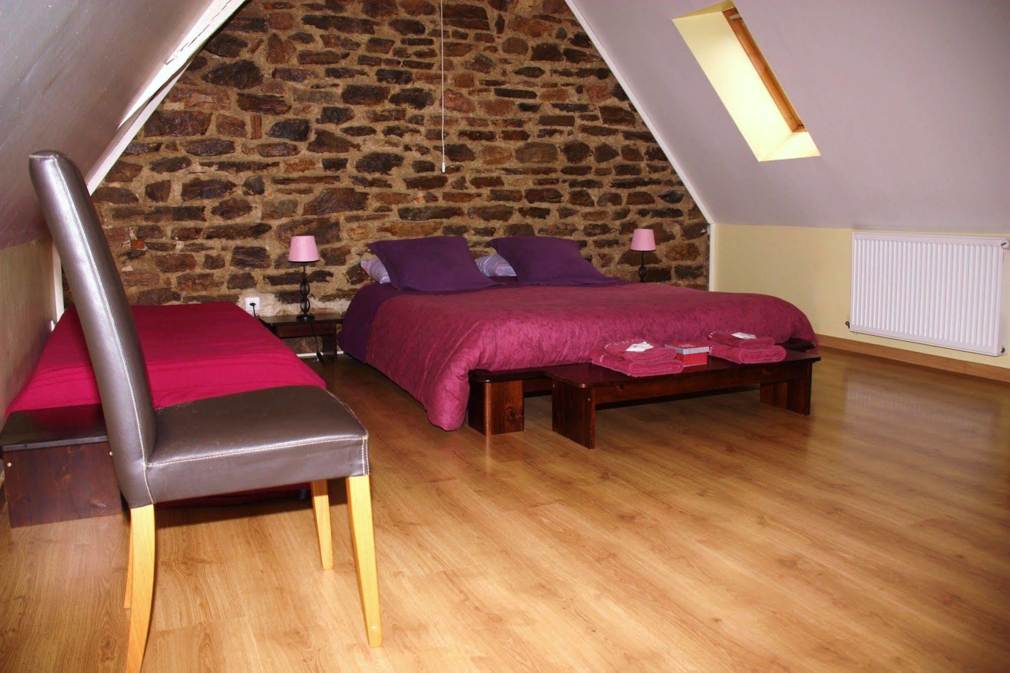 Domaine De La Clauzade Bed & Breakfast Saint-Germain-les-Vergnes Exterior photo